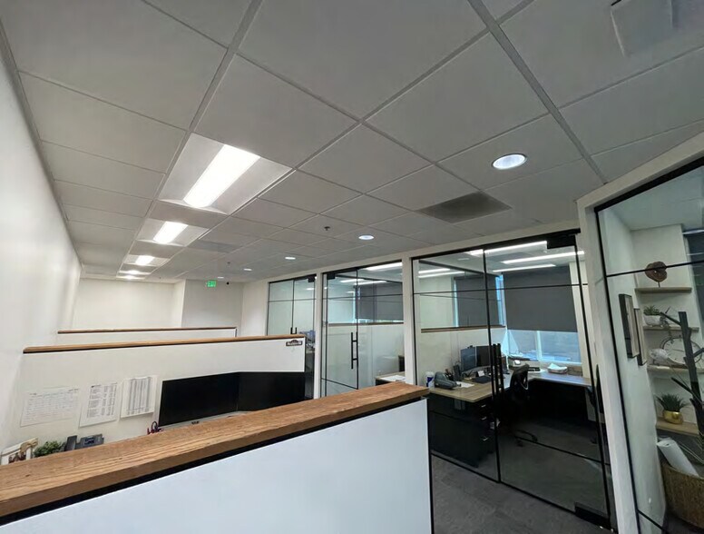 More Photos Of 27313 Via Industria, Temecula Light Distribution For Sale
