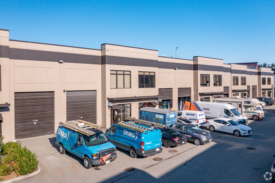 More Photos Of 2075 Brigantine Dr, Coquitlam Distribution For Sale