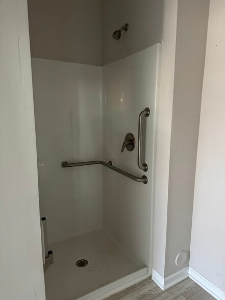 More Photos Of 257 Broadway St, Asheville Apartments For Lease