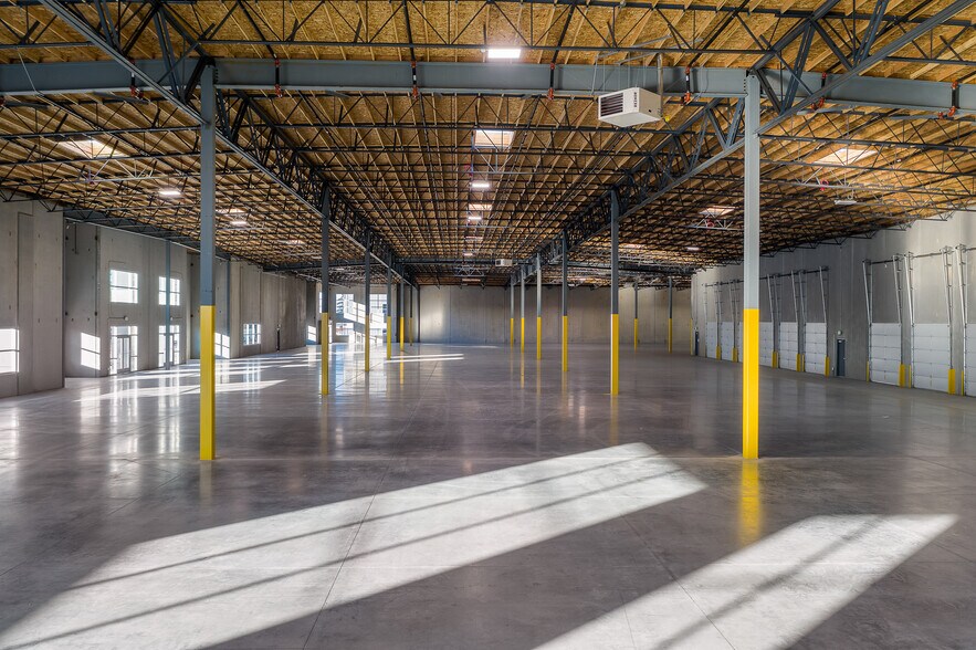 More Photos Of 19927 67th Ave NE, Arlington Unknown For Lease