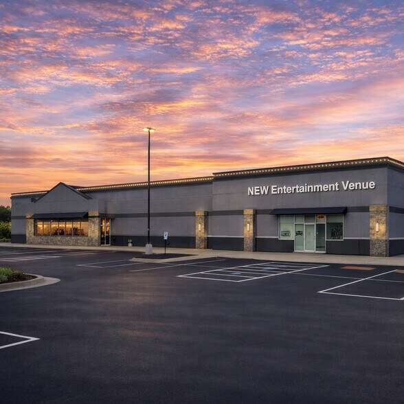 More Photos Of 2301-2401 S MacArthur Blvd, Springfield Unknown For Lease