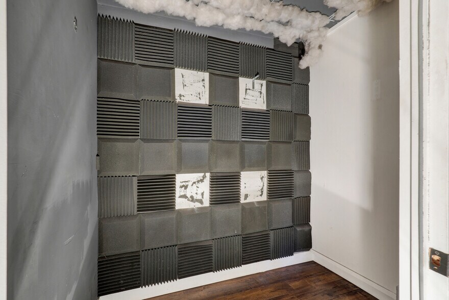 More Photos Of 1862 Santa Fe Ave, Long Beach Storefront For Lease