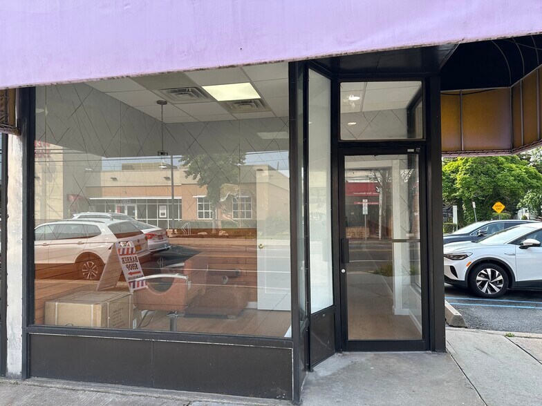 More Photos Of 1231-1239 Broadway, Hewlett Storefront For Lease