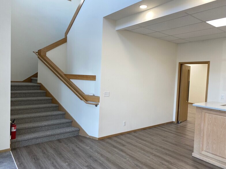 More Photos Of 12911 SE Kent Kangley Rd, Kent Medical For Lease