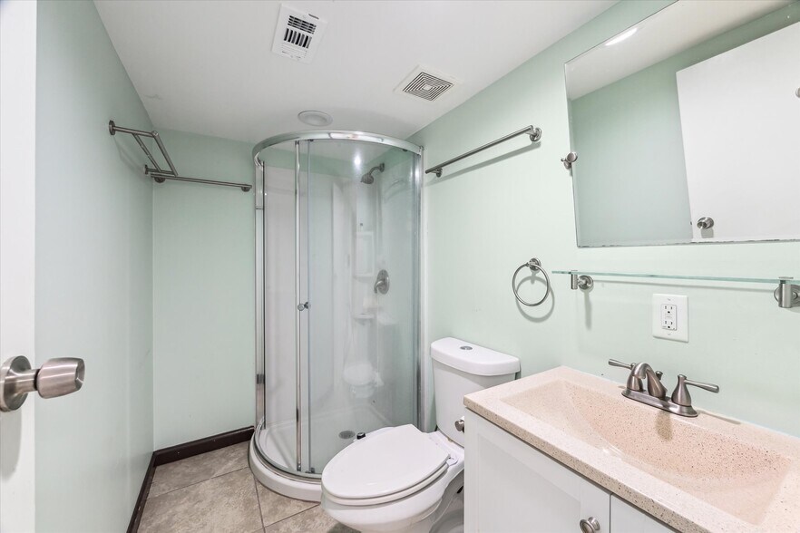 More Photos Of 360 E Medical Center Blvd, Webster Medical For Sale