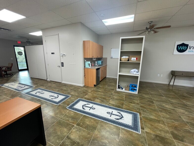 More Photos Of 10600 Griffin Rd, Cooper City Office For Sale
