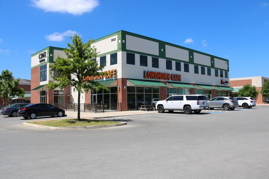 More Photos Of 5602 W Hausman Rd, San Antonio Freestanding For Lease