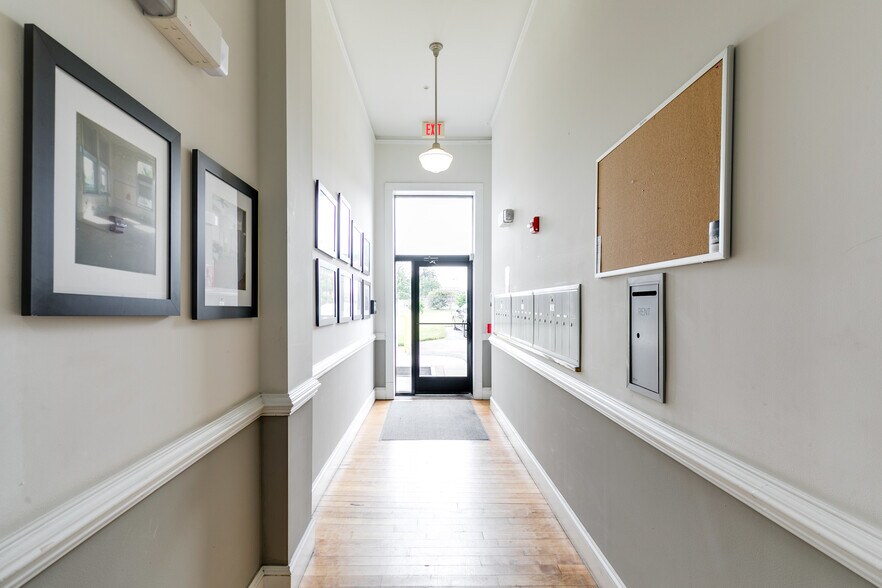 More Photos Of 141 E Wythe St, Petersburg Apartments For Sale