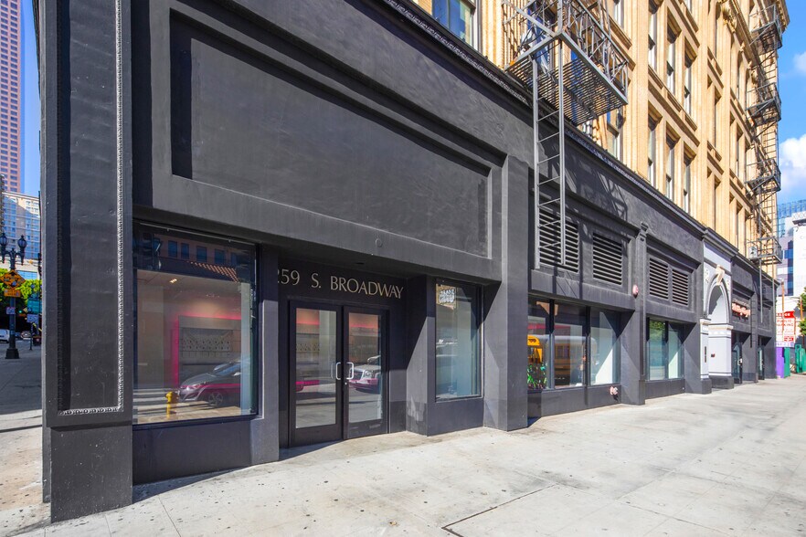 More Photos Of 249-259 S Broadway, Los Angeles Apartments For Lease