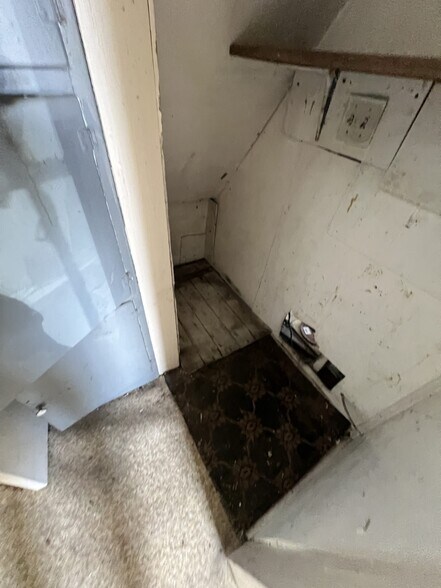 More Photos Of 271 Main St, Union Apartments For Sale