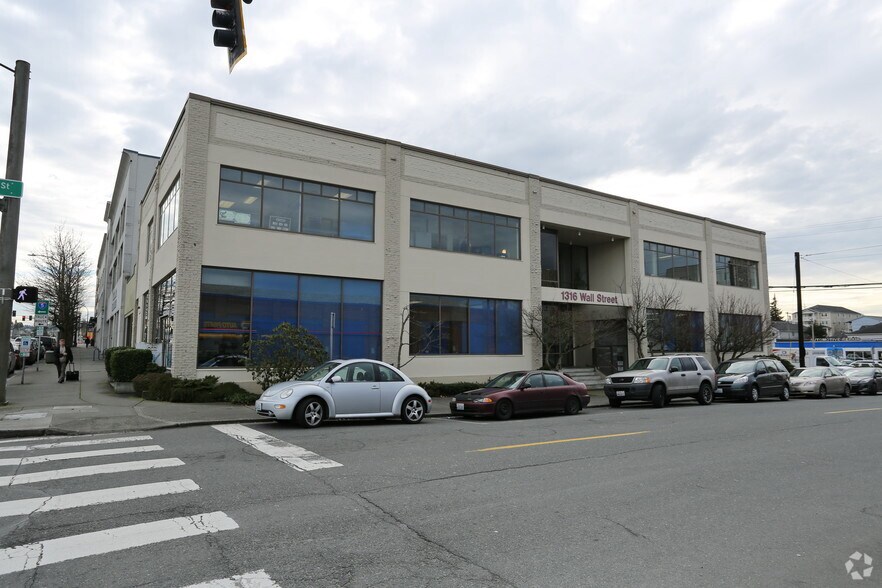 More Photos Of 1316 Wall St, Everett Office For Sale