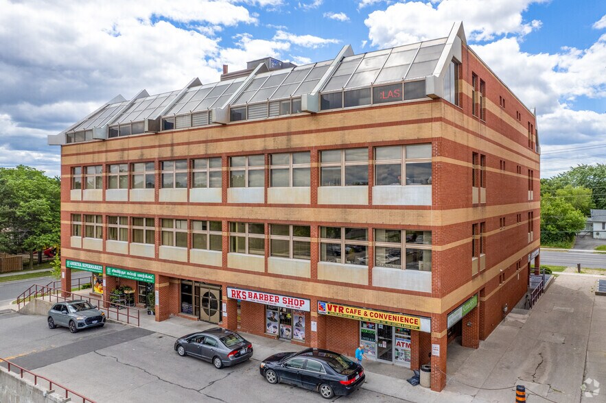 More Photos Of 3852 Finch Ave, Toronto Office For Sale