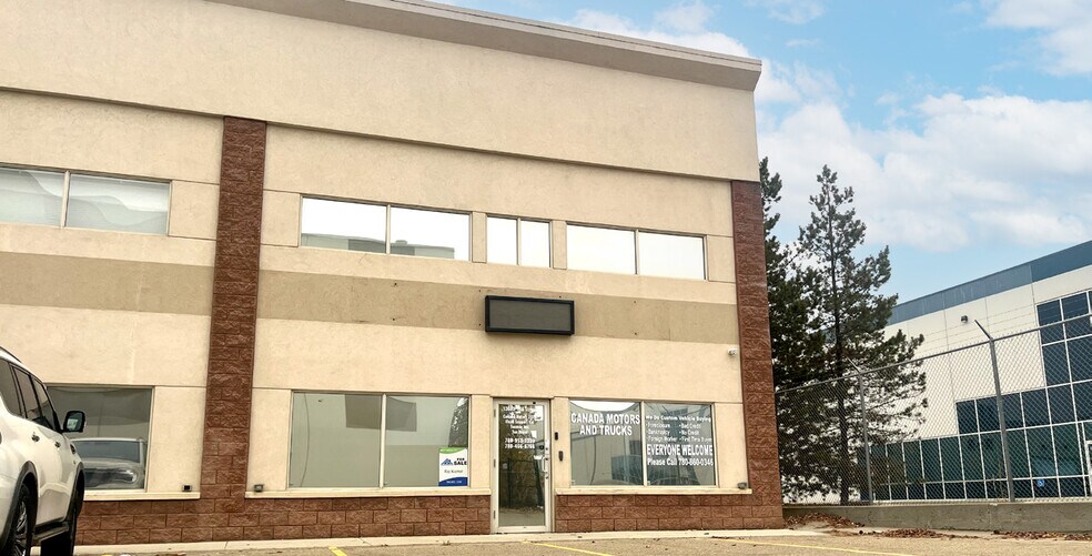 More Photos Of 13003-13093 156th St, Edmonton Warehouse For Sale