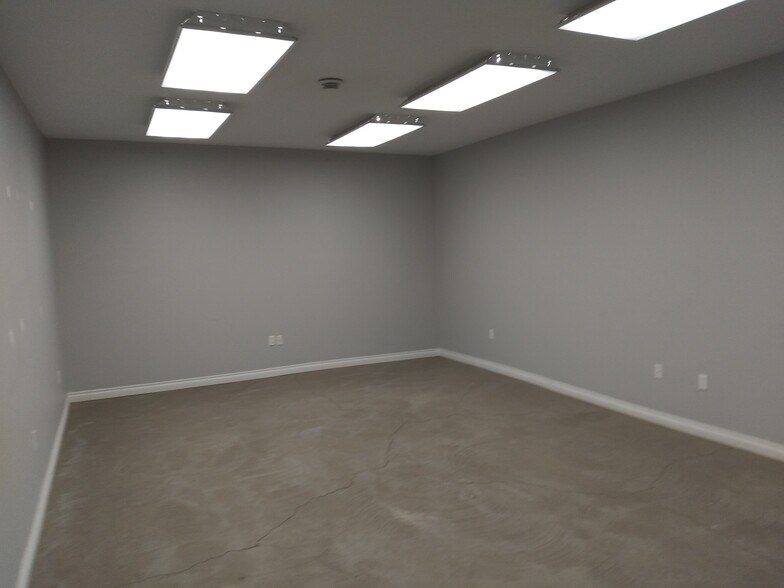 More Photos Of 260 Centre St, Petrolia Warehouse For Sale