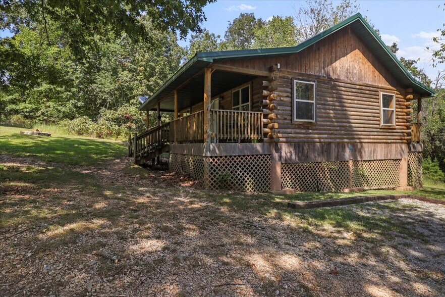 More Photos Of 1300 County Road 113 rd, Alton Specialty For Sale