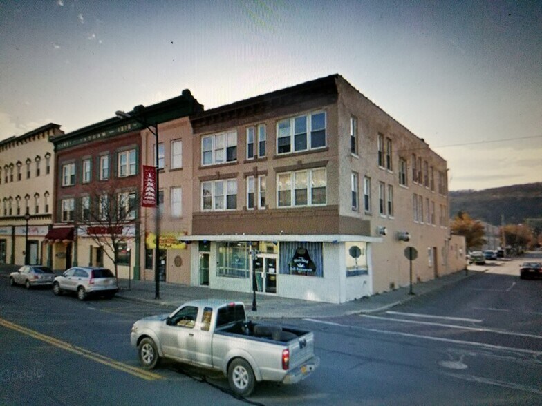 Primary Photo Of 37 N Broad St, Norwich Storefront Retail Residential For Sale