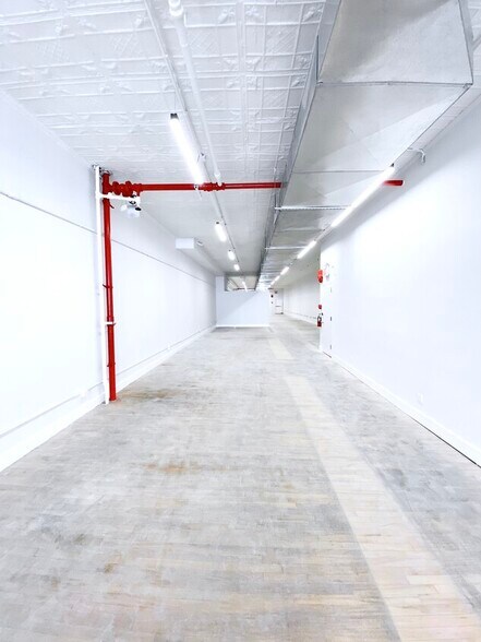 More Photos Of 447 Broadway, New York Loft Creative Space For Lease