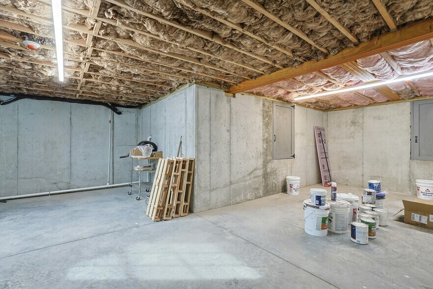 More Photos Of 77 Main St, Tappan Loft Creative Space For Lease