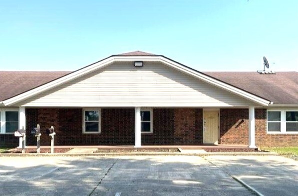 Primary Photo Of 9100 S 800 West, Daleville Medical For Lease