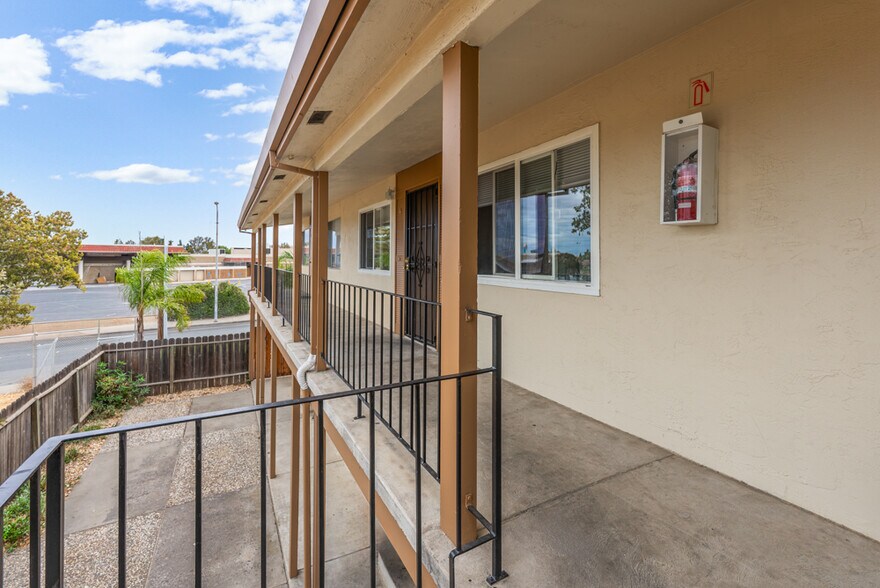 More Photos Of 3609 Fairview Dr, Antioch Apartments For Sale