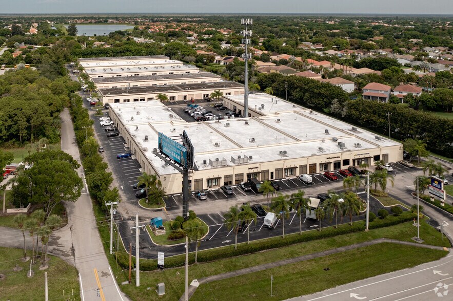 More Photos Of 10018 Spanish Isle Blvd, Boca Raton Warehouse For Lease