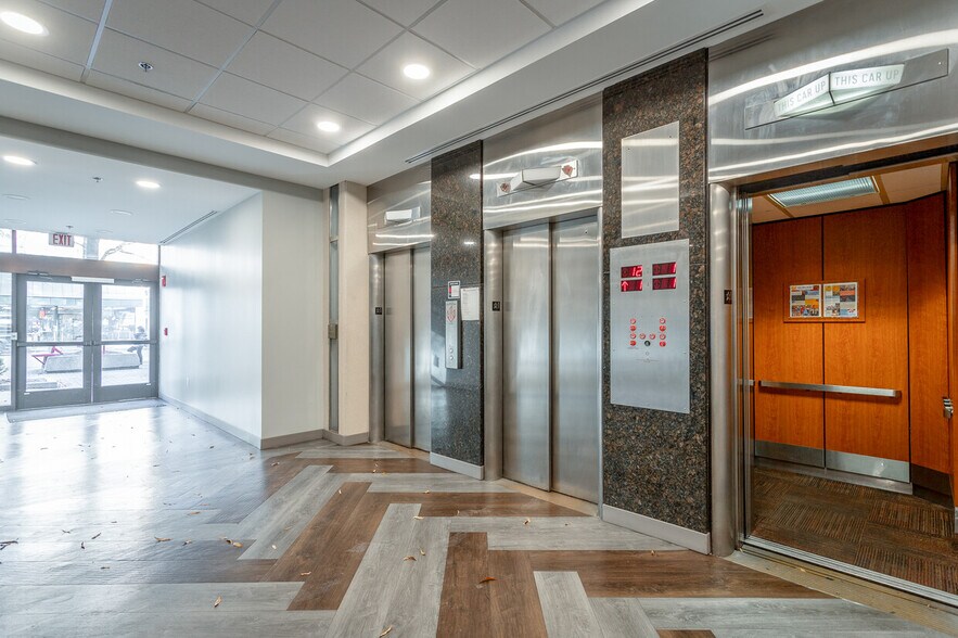 More Photos Of 701 Market St, Chattanooga Office Residential For Sale