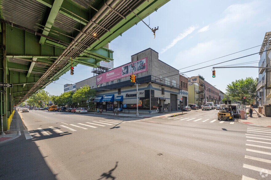 More Photos Of 951 3rd Ave, Brooklyn Storefront Retail Office For Lease