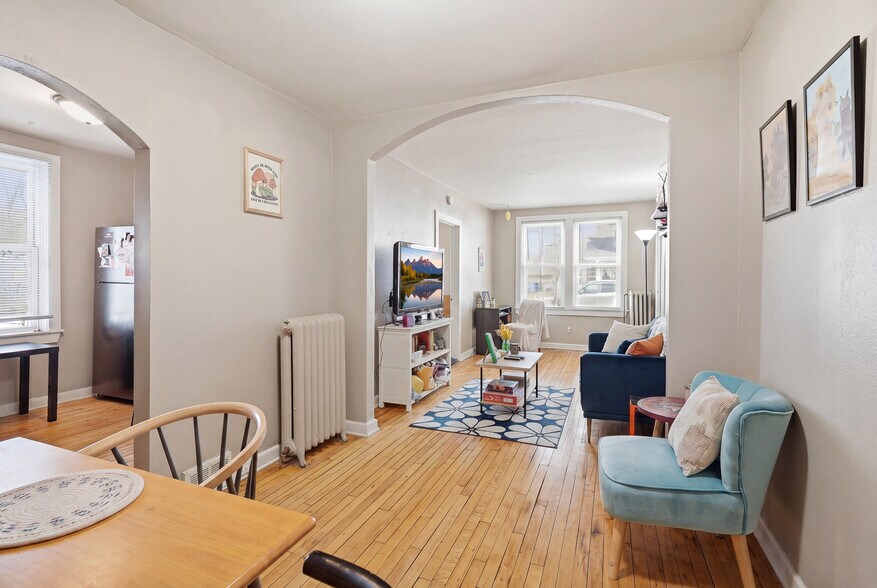 More Photos Of 940 3rd St E, Saint Paul Apartments For Sale