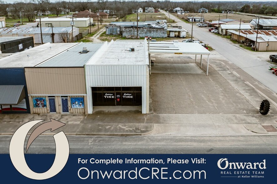 More Photos Of 404 E Texas Ave, Mart Flex For Sale