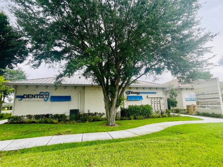 More Photos Of 8475 Lake Worth Rd, Lake Worth Medical For Sale