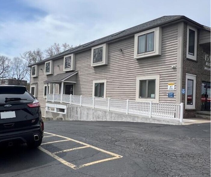 More Photos Of 1597 W Ridge Rd, Rochester Office For Lease