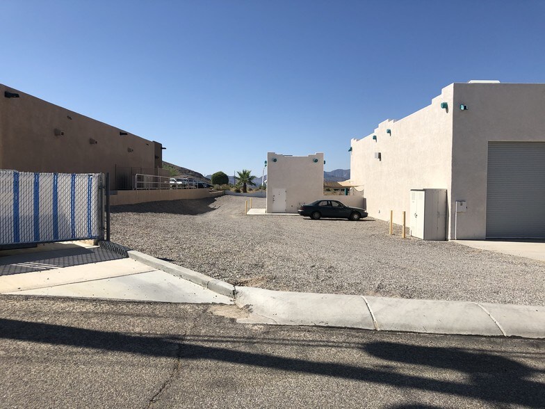 More Photos Of 2837 Maricopa Ave, Lake Havasu City Freestanding For Sale