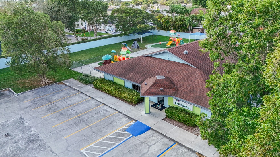 More Photos Of 14387 SW 96th St, Miami Daycare Center For Sale