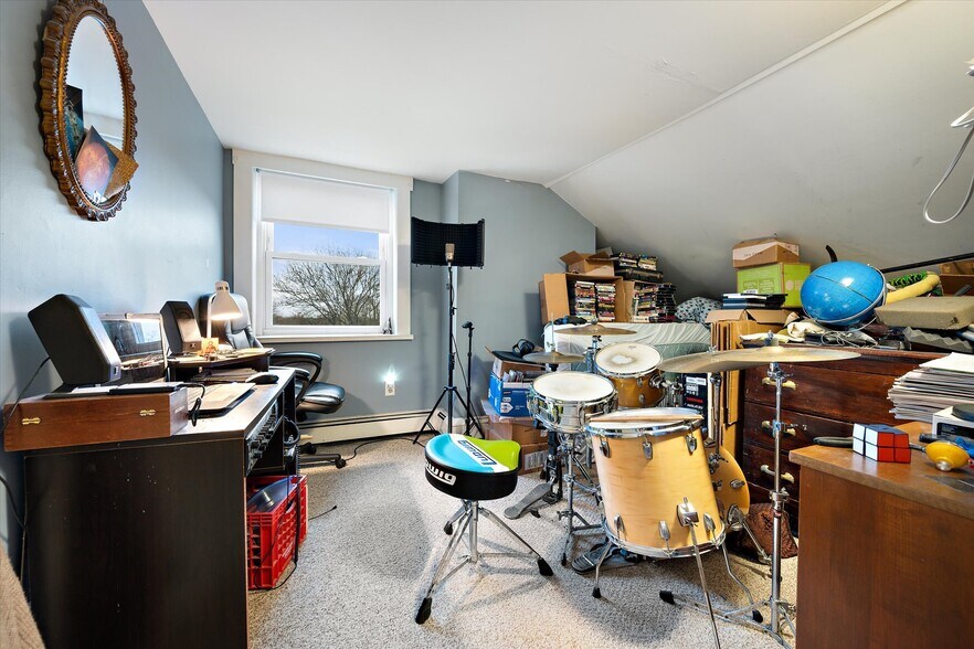 More Photos Of 72 3rd St, Bangor Apartments For Sale