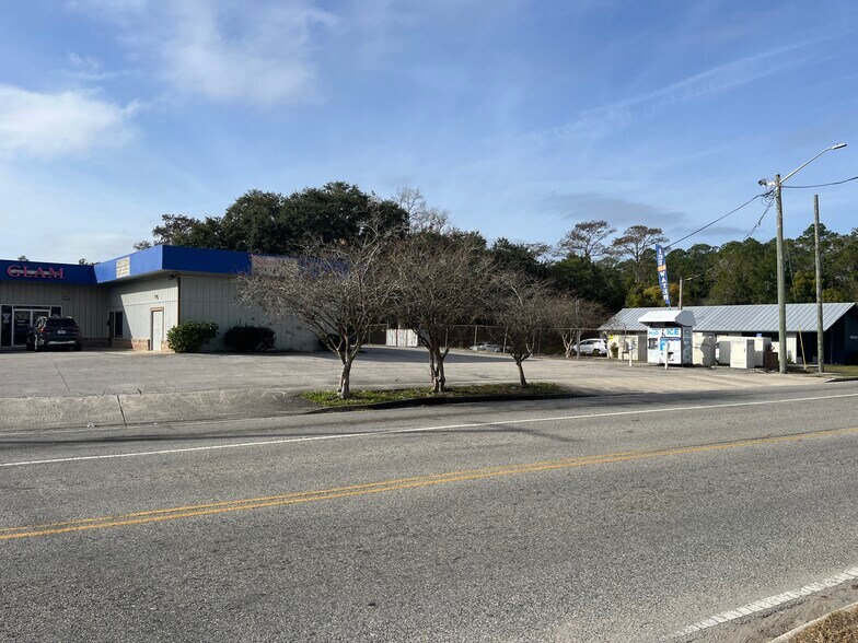 More Photos Of 1906 Parental Home Rd, Jacksonville Storefront For Sale