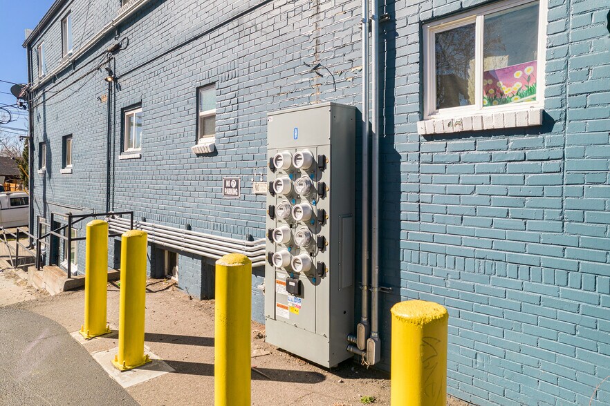 More Photos Of 3552 Morrison Rd, Denver Apartments For Sale