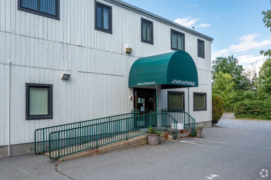 More Photos Of 3839 Danbury Rd, Brewster Village Office For Lease