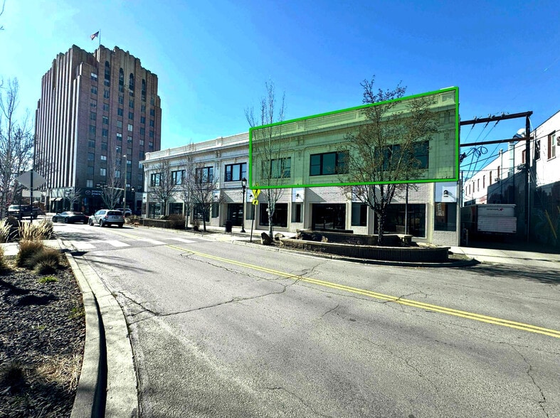 Primary Photo Of 123 E Yakima Ave, Yakima Office For Lease