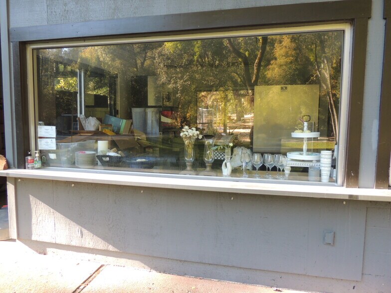 More Photos Of 15960 Bottle Rock Rd, Cobb Hotel For Sale