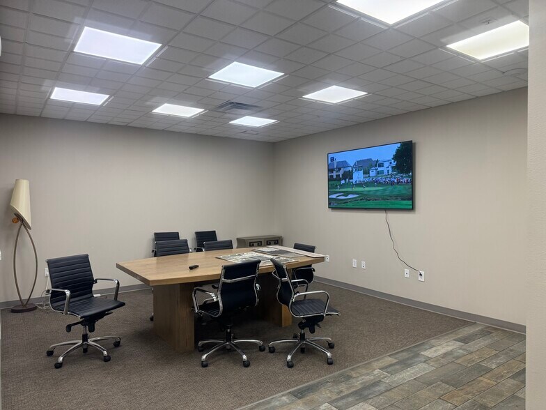 More Photos Of 1150 Martin Luther King Fwy, Fort Worth Warehouse For Lease