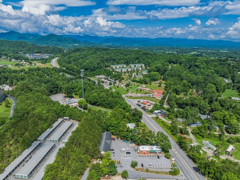 More Photos Of 9 Fallen Spruce Dr, Asheville General Retail For Sale