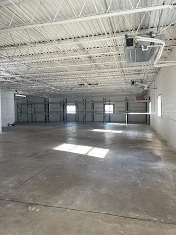 More Photos Of 6179 Molloy Rd, East Syracuse Light Distribution For Lease