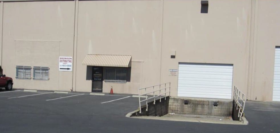 More Photos Of 3315-3319 Orange Grove Ave, North Highlands Warehouse For Lease