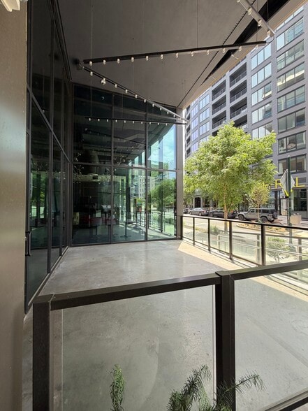More Photos Of 1055 howell mill Rd, Atlanta Office For Lease