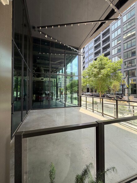 More Photos Of 1055 howell mill Rd, Atlanta Office For Lease