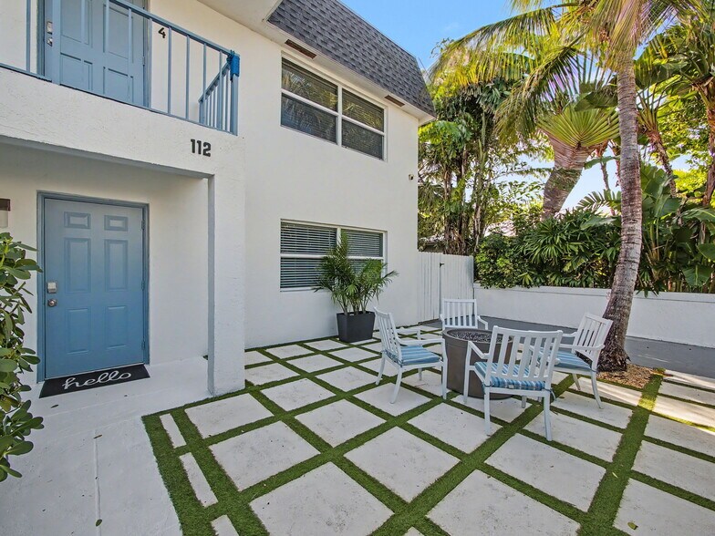 More Photos Of 112 Claremont Ln, Palm Beach Shores Apartments For Sale