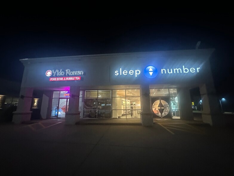 More Photos Of 5051 Frederica St, Owensboro Storefront Retail Office For Lease