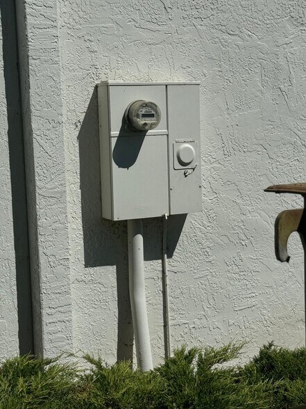 More Photos Of 1868-1872 Stone Ave, San Jose Manufacturing For Lease