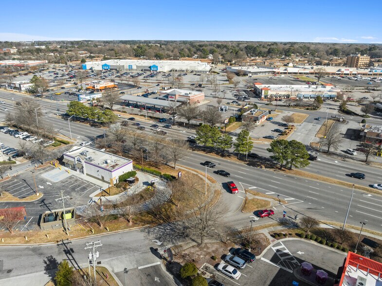 More Photos Of 5900 E Virginia Beach Blvd, Norfolk Unknown For Lease