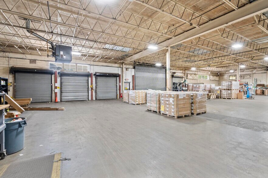 More Photos Of 80 Wampus Ln, Milford Warehouse For Lease
